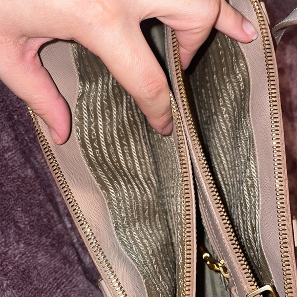 Prada Galleria Saffiano leather large bag - Picture 5 of 11